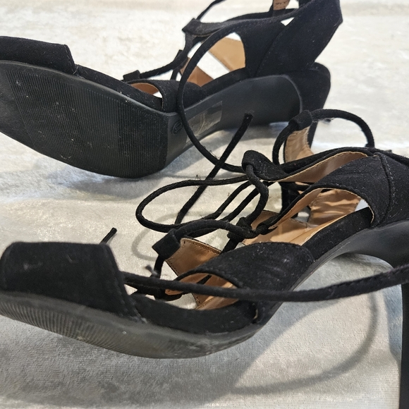 CANDIES Strap Black Heels Size 10 - Picture 4 of 5